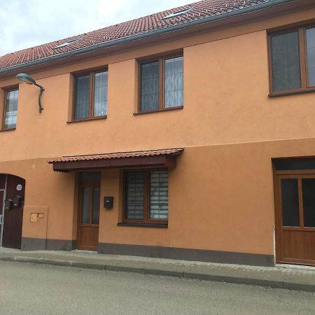 Cyklo-Moto Apartman Lomnice nad Luznici Экстерьер фото